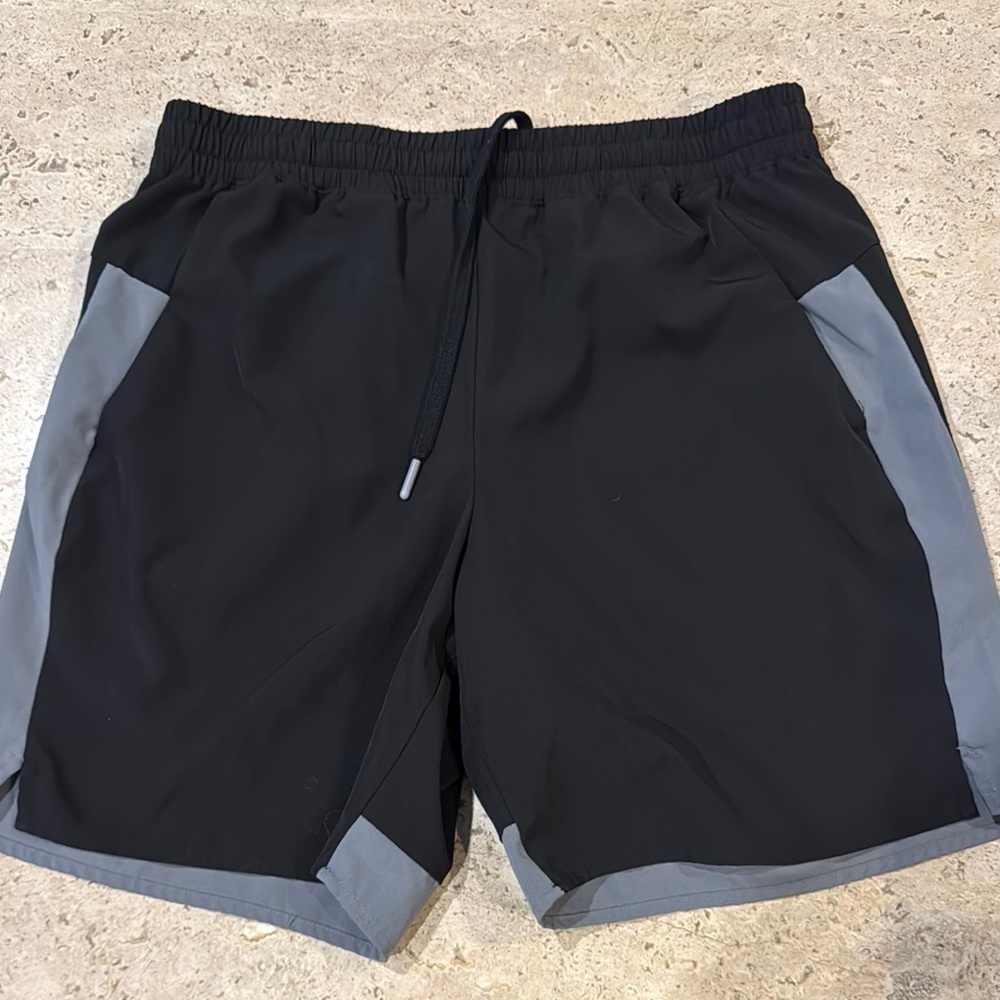 Tek Gear Black and Gray Athletic Shorts Lightweight Design